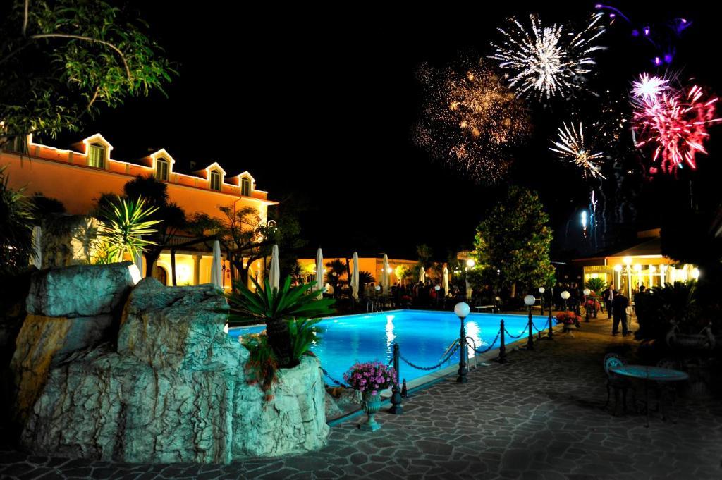 Resort Villa Antica Έμπολι Εξωτερικό φωτογραφία